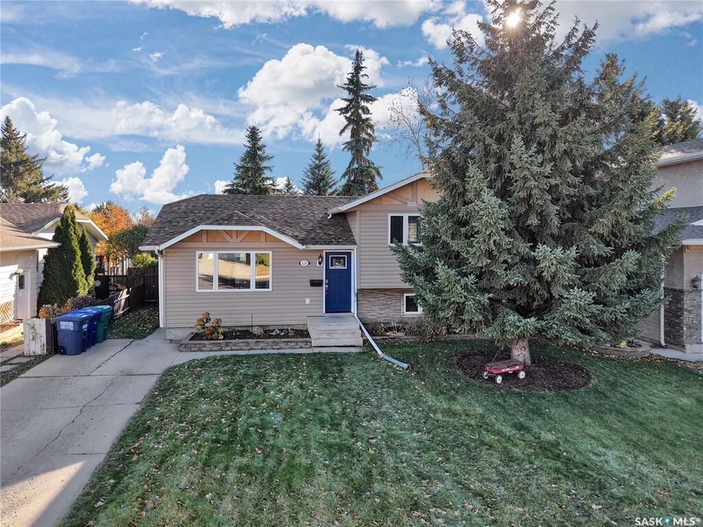 Photo de la propriété: 226 Charlebois Crescent SK S7K 5J5