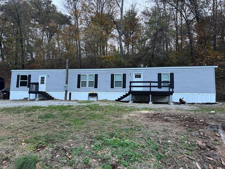 Property Photo: 125 Owensville Road, Lucasville OH 45648