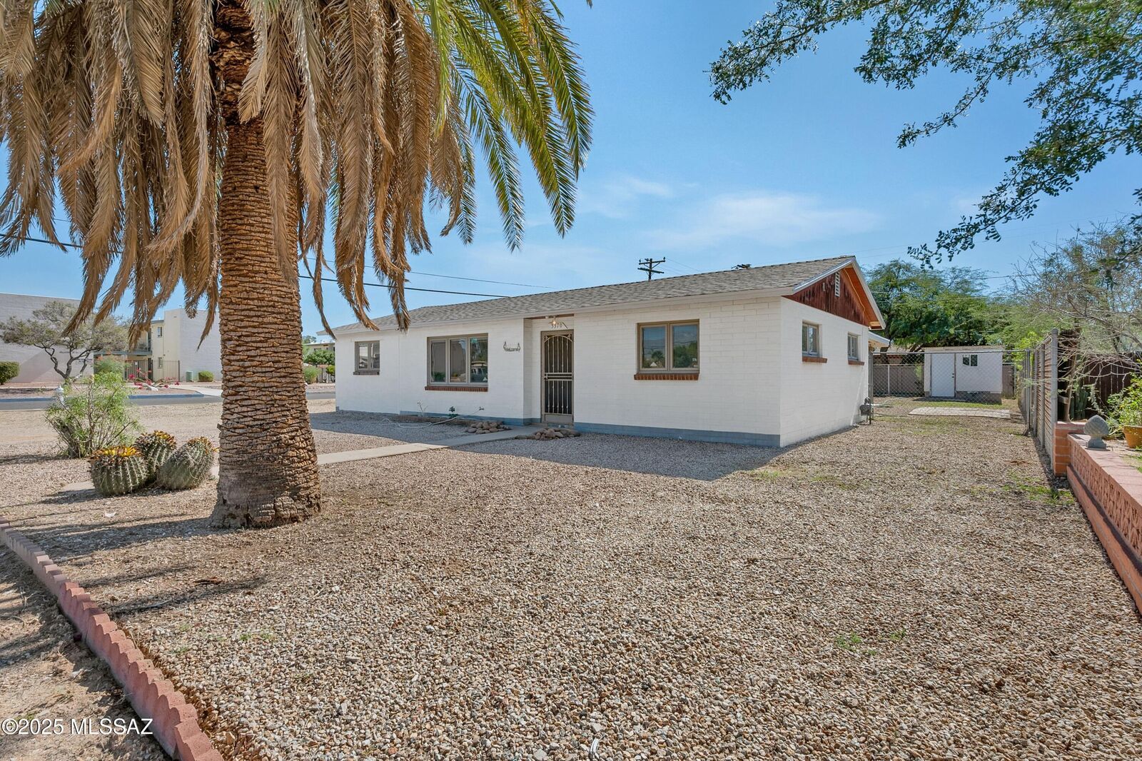 Property Photo: 3370 E 25th Street AZ 85713
