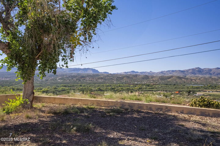Property Photo:  309 Valley View Drive  AZ 85648 