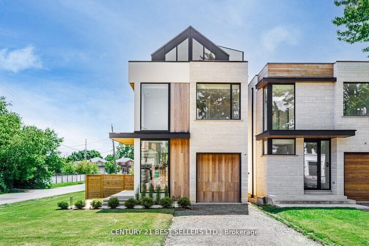 Photo de la propriété: 739 Ebony Avenue ON L5E 1V9