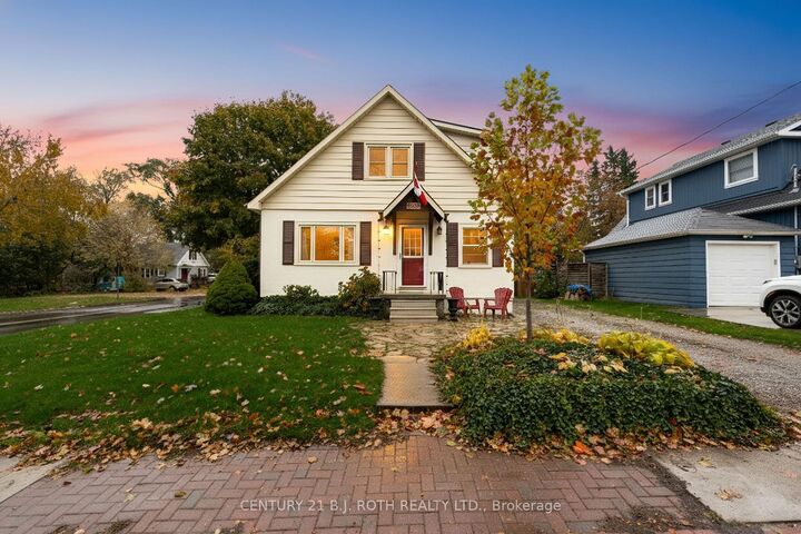 93 Catherine Avenue  Aurora ON L4G 1K6 photo