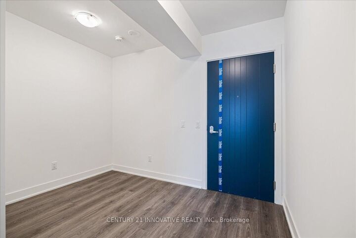 Photo de la propriété: 2545 Simcoe St N Street N 1201 ON L1H 7K4
