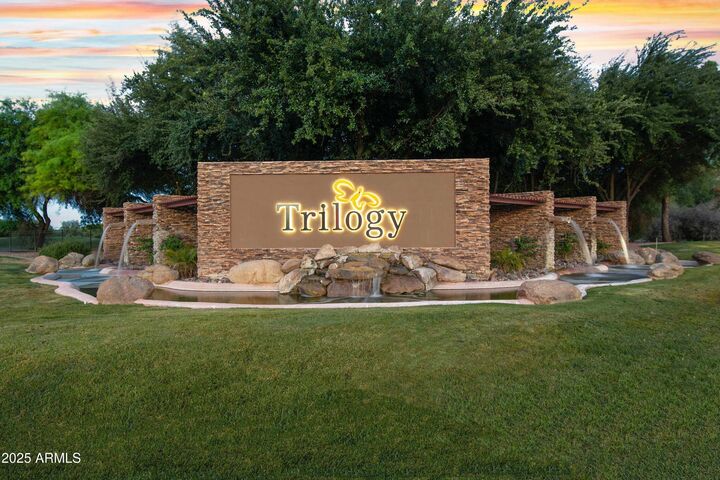 Property Photo: 4245 E Ficus Way AZ 85298