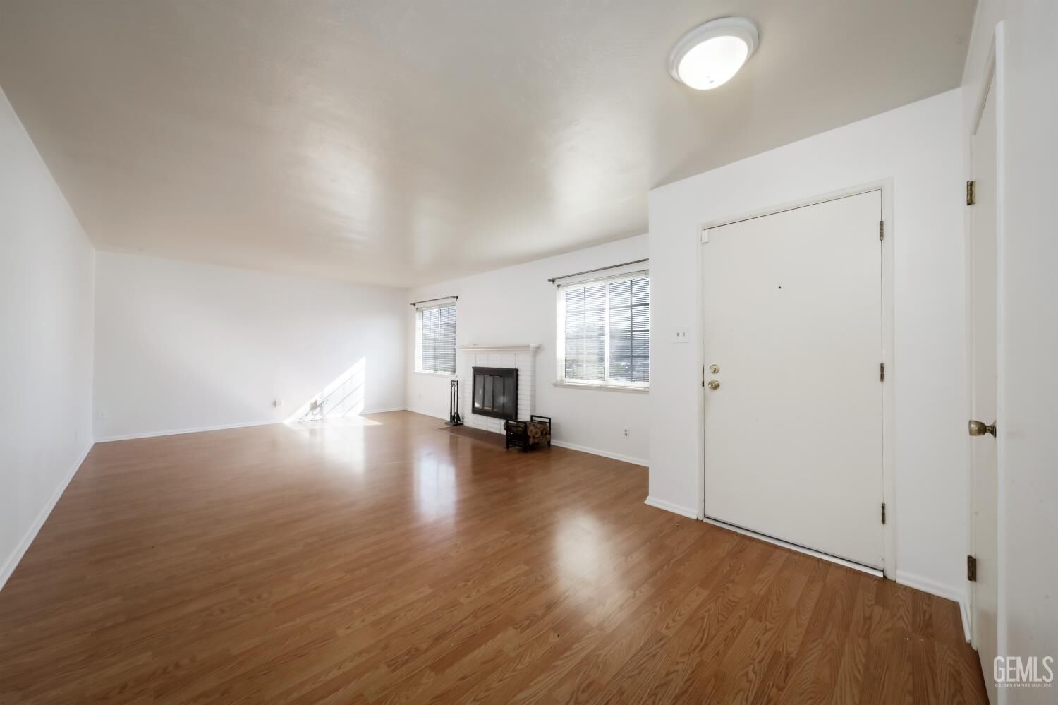 Property Photo: 2818 San Pablo Avenue CA 93306