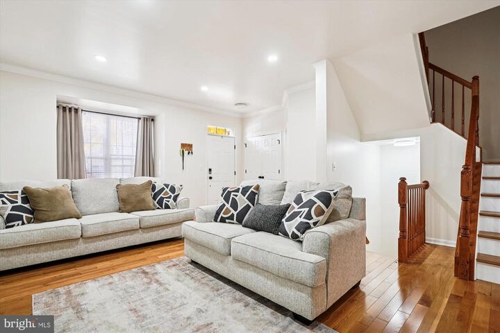 Property Photo: 16879 Sea Lawn Place VA 22191