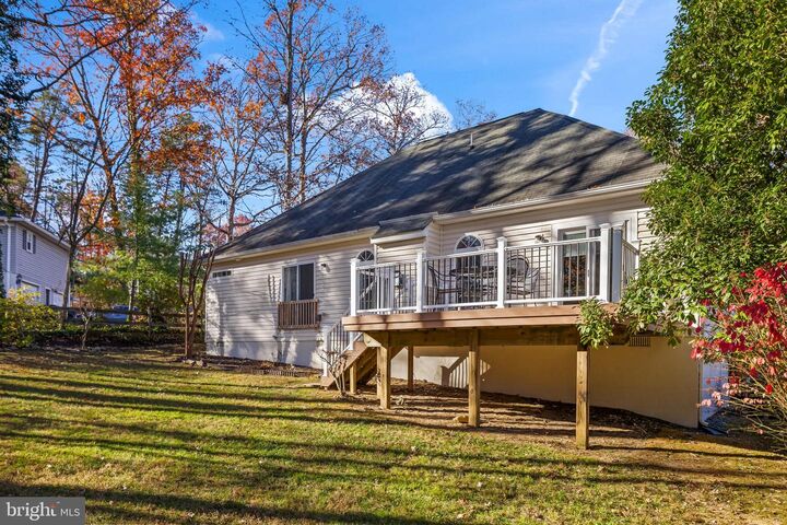 Property Photo:  1203 Richmond Drive  VA 22554 