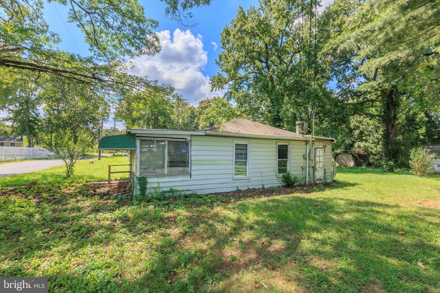 Property Photo: 7326 Green Acres Drive MD 21060