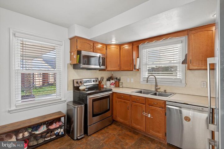 Property Photo:  2300 Wyndhurst Court  PA 17408 