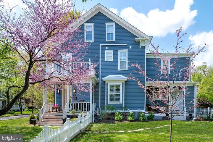 27-29 E Delaware Avenue  Pennington NJ 08534 photo