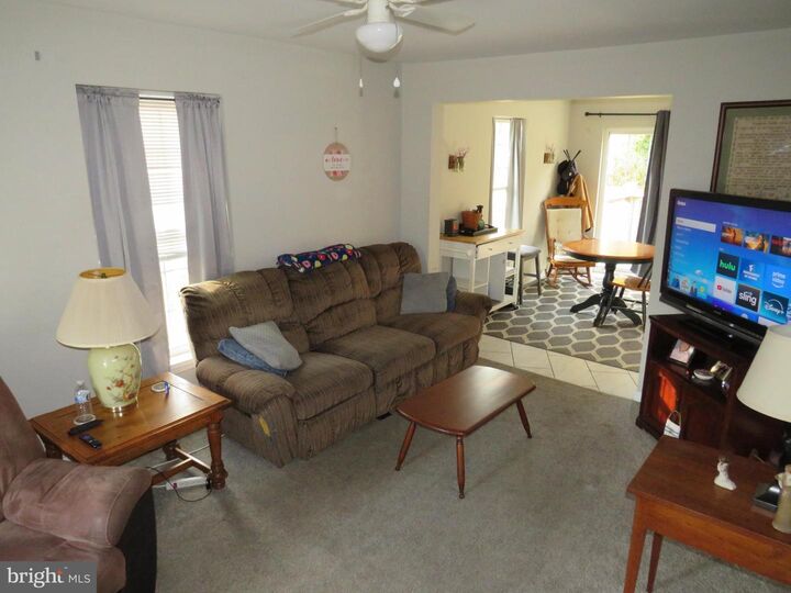 Property Photo:  749 W North Street  DE 19904 