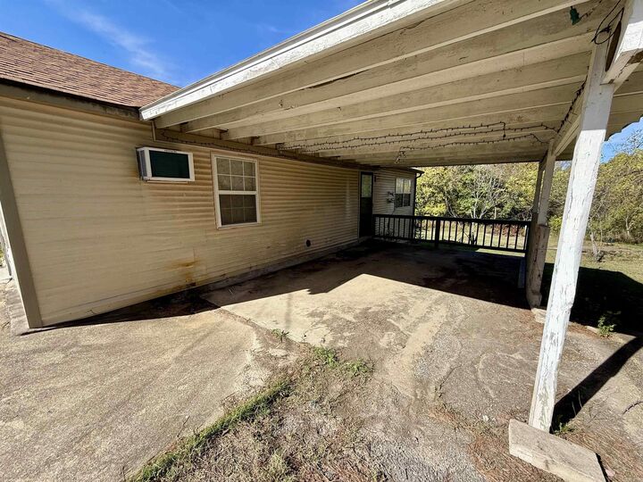 Property Photo: 6445 W Hwy 178 AR 72642