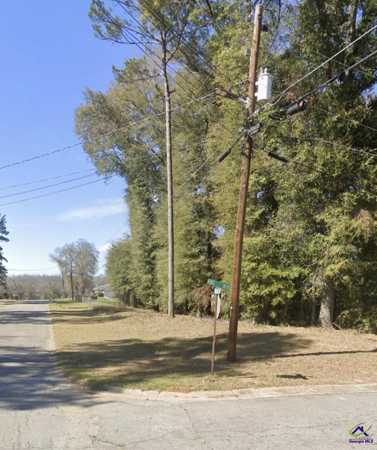 Property Photo: 1200 Creekwood Dr Drive GA 31069