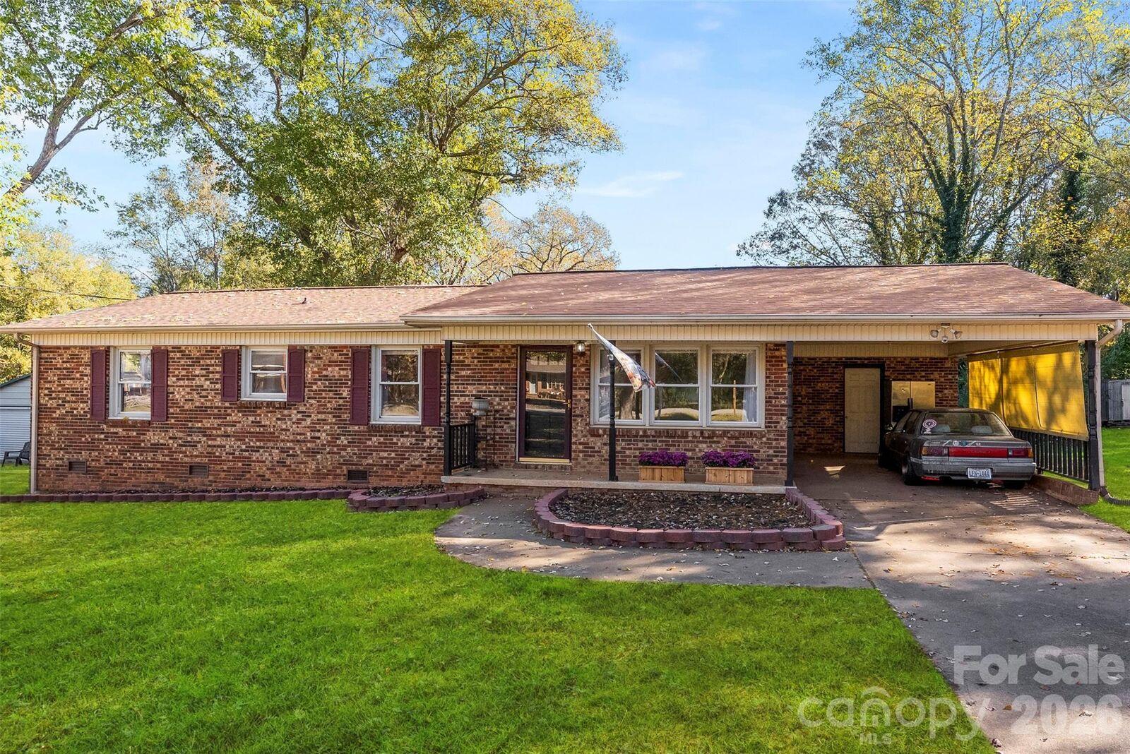 Property Photo:  5111 Westgate Drive  NC 28152 