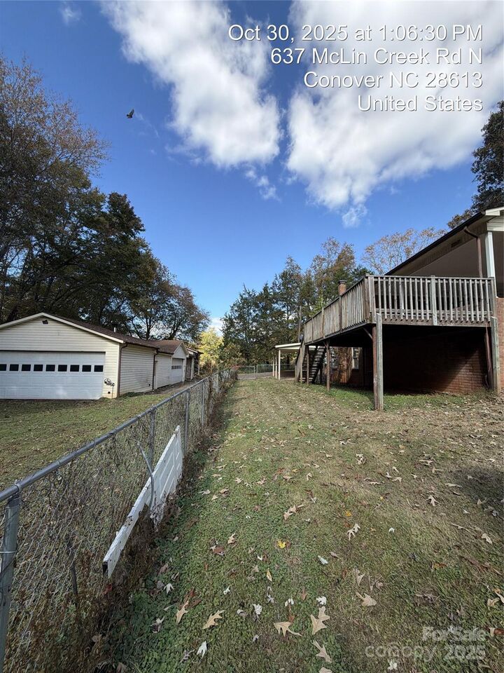 Property Photo: 637 N McLin Creek Road NC 28613