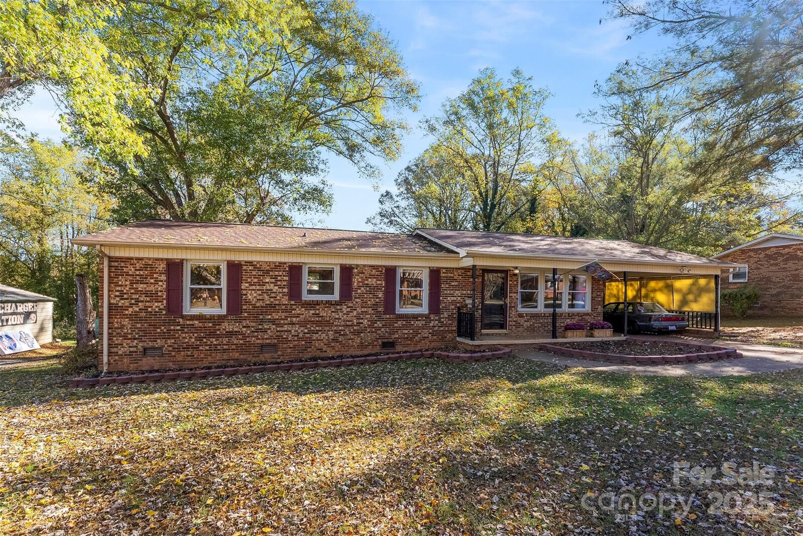 Property Photo:  5111 Westgate Drive  NC 28152 