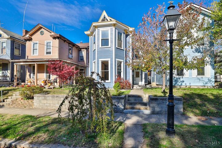 Property Photo: 924 Campbell Avenue OH 45011