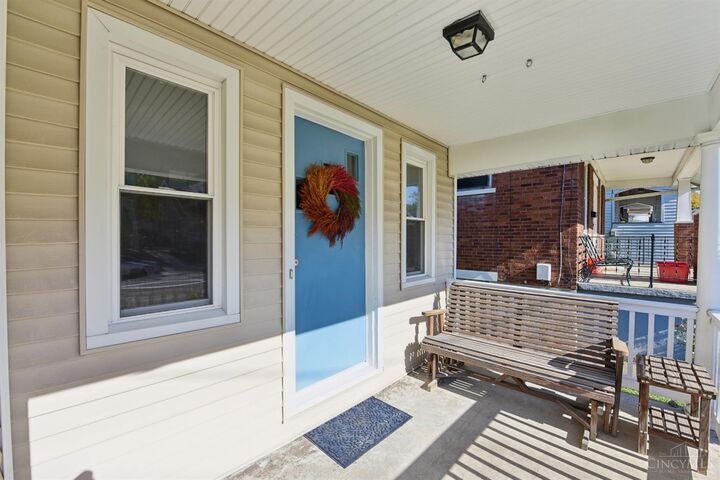 Property Photo: 2352 Glenside Avenue OH 45212