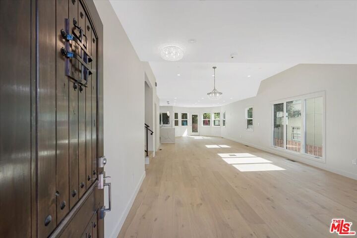 Property Photo:  1928 Montecito Dr  CA 91208 