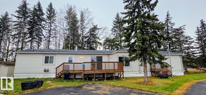 Photo de la propriété: 4850 Centre Street 33 AB T0B 3M0