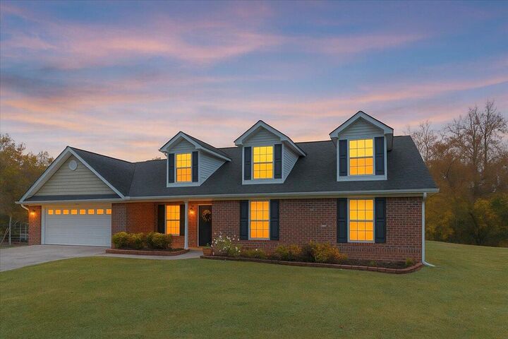 Property Photo: 425 Creeks Jewell Drive GA 30736