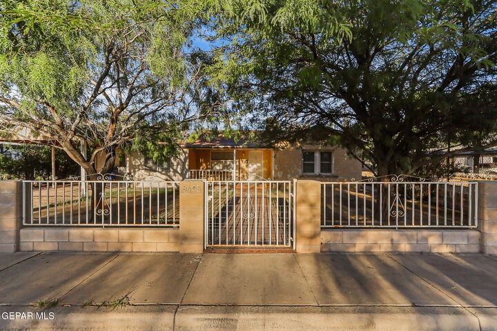 Property Photo: 8405 Pinon Street TX 79907