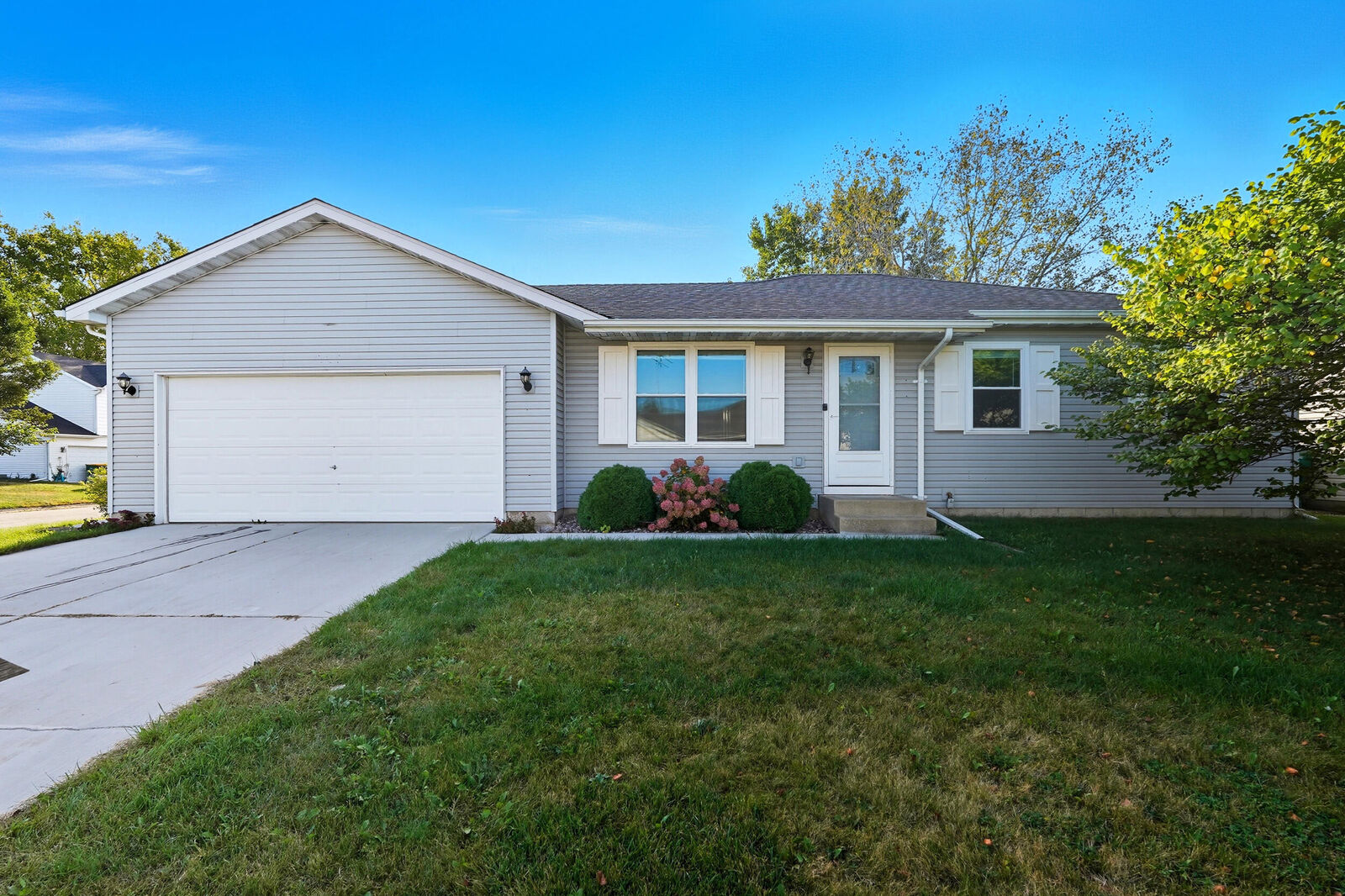 Property Photo: 364 Rainier Road IN 46385