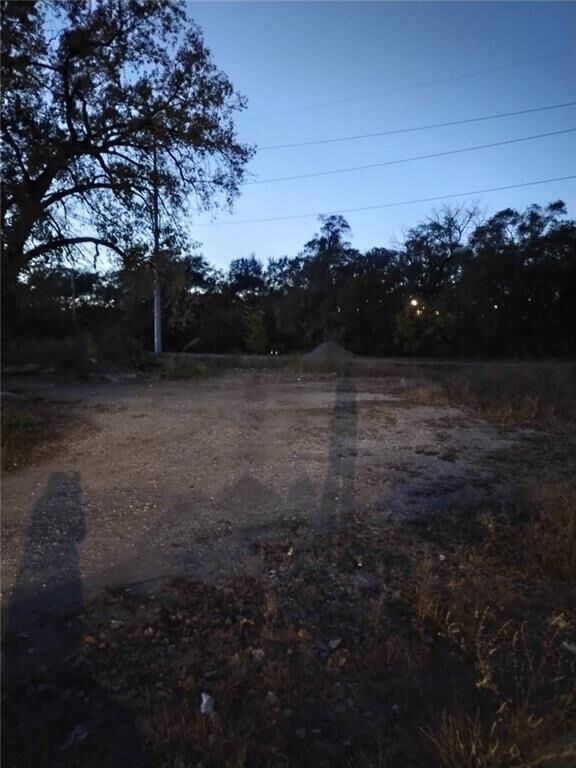 Property Photo: 1040 E 1st Street MO 64120