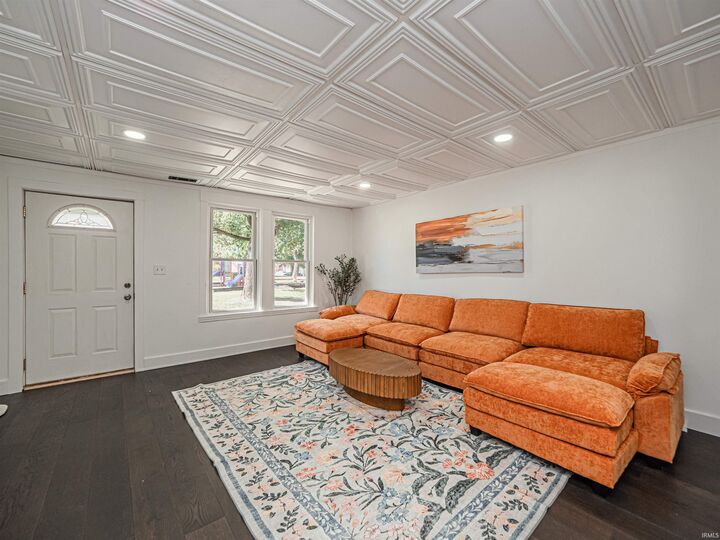 Property Photo:  507 N Eleventh Avenue  IN 47712 