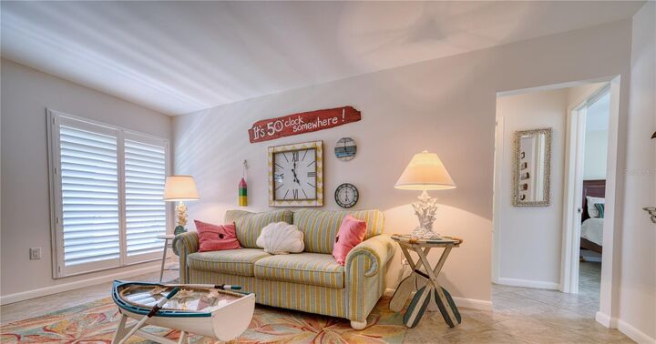 Property Photo: 3807 41st Street Court W FL 34205