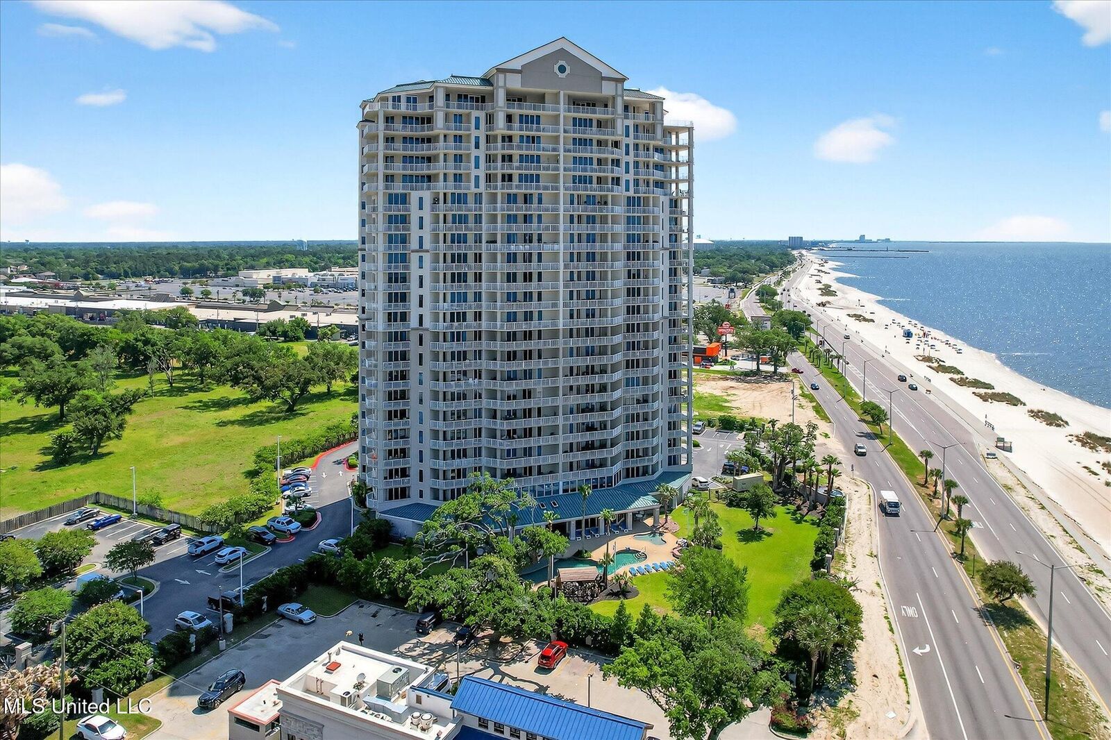 Property Photo:  2668 Beach Boulevard  MS 39531 