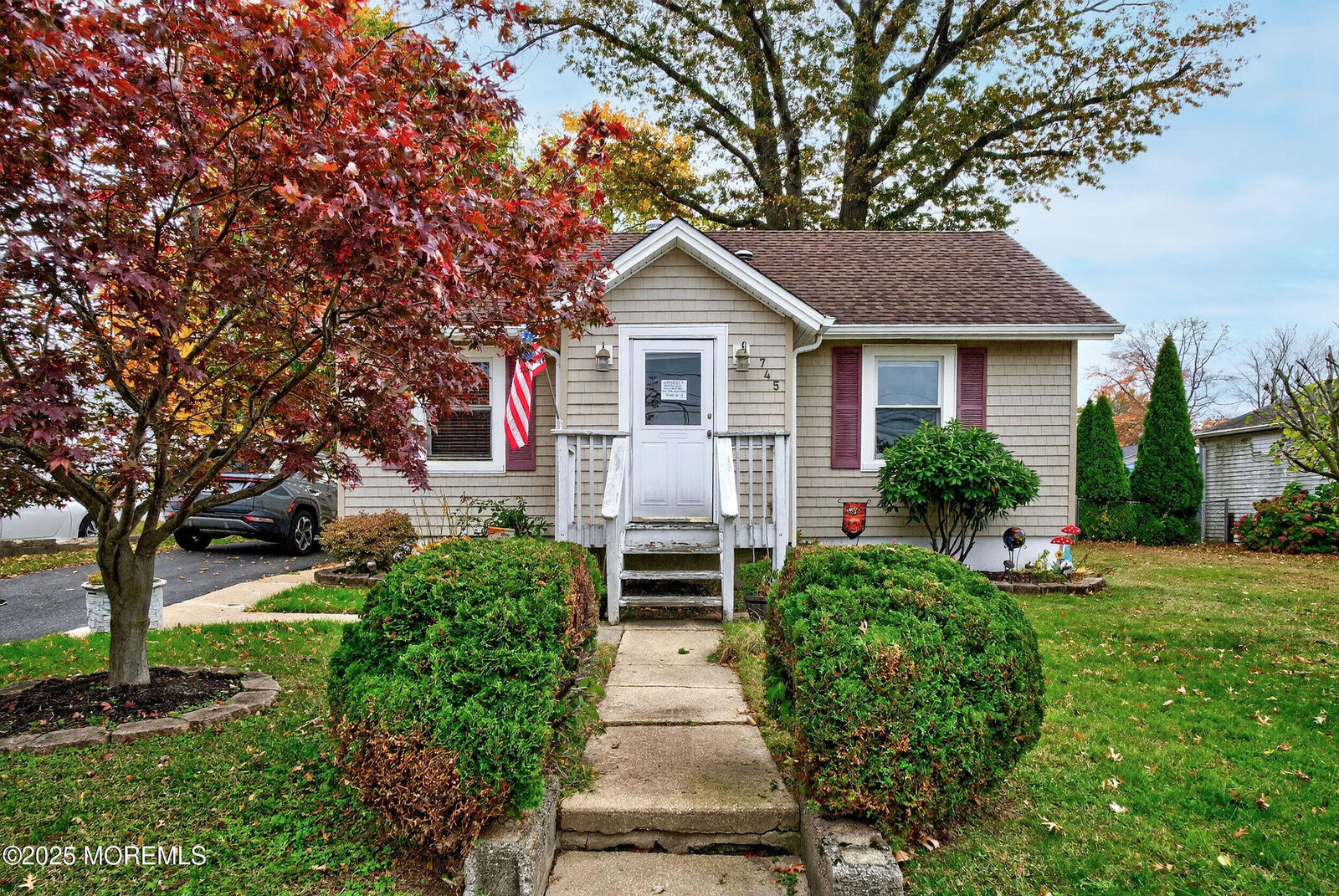 Property Photo:  745 Cliffwood Avenue  NJ 07735 