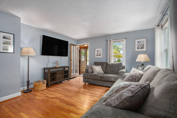 Property Photo:  316 Sutherland Avenue  MI 49098 