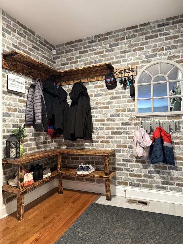 Property Photo: 643 Burgundy Court B IL 60007