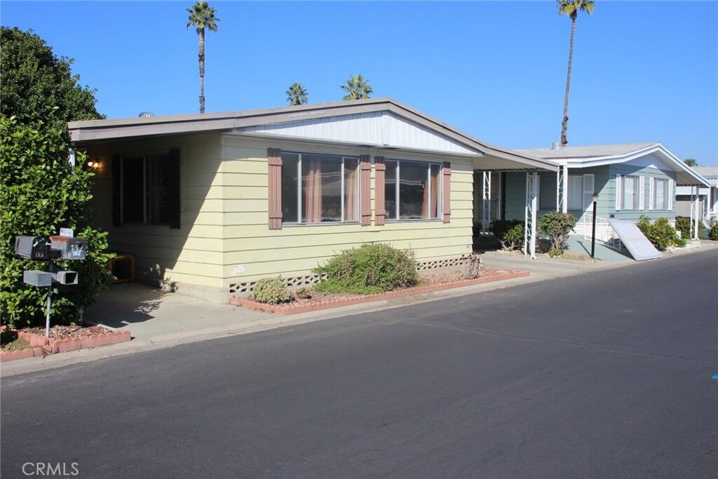 Property Photo:  601 N. Kirby Street 152  CA 92544 