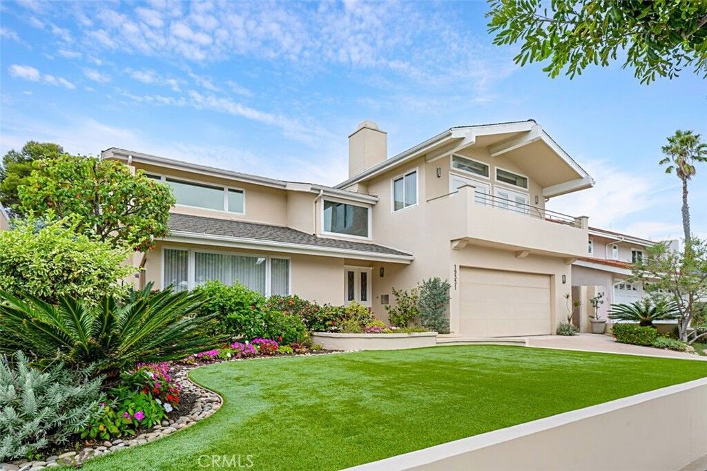 Property Photo:  19331 Tomlee Avenue  CA 90503 