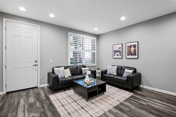 Property Photo: 88 Capricorn CA 92618