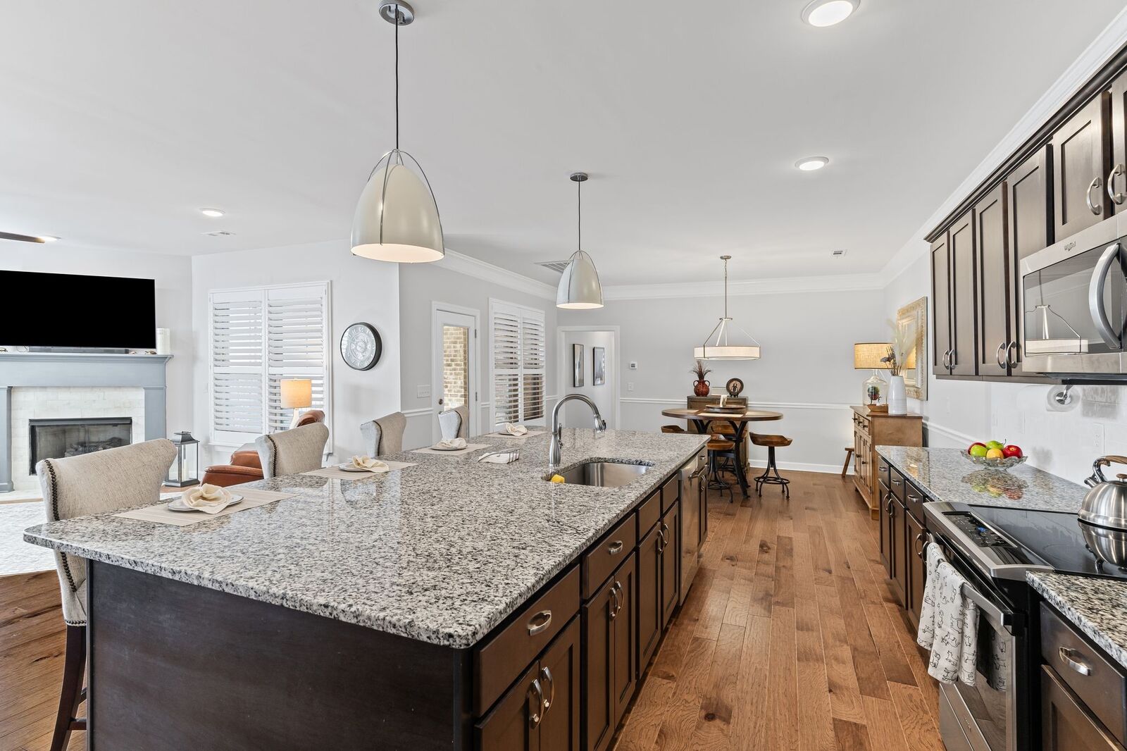 Property Photo: 1140 Cavaletti Cir W TN 37066