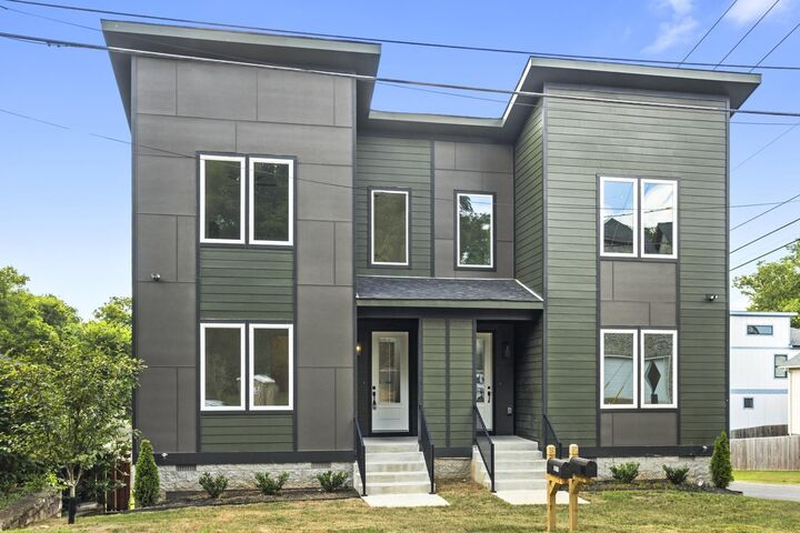 Property Photo: 2211 18th Ave N TN 37208