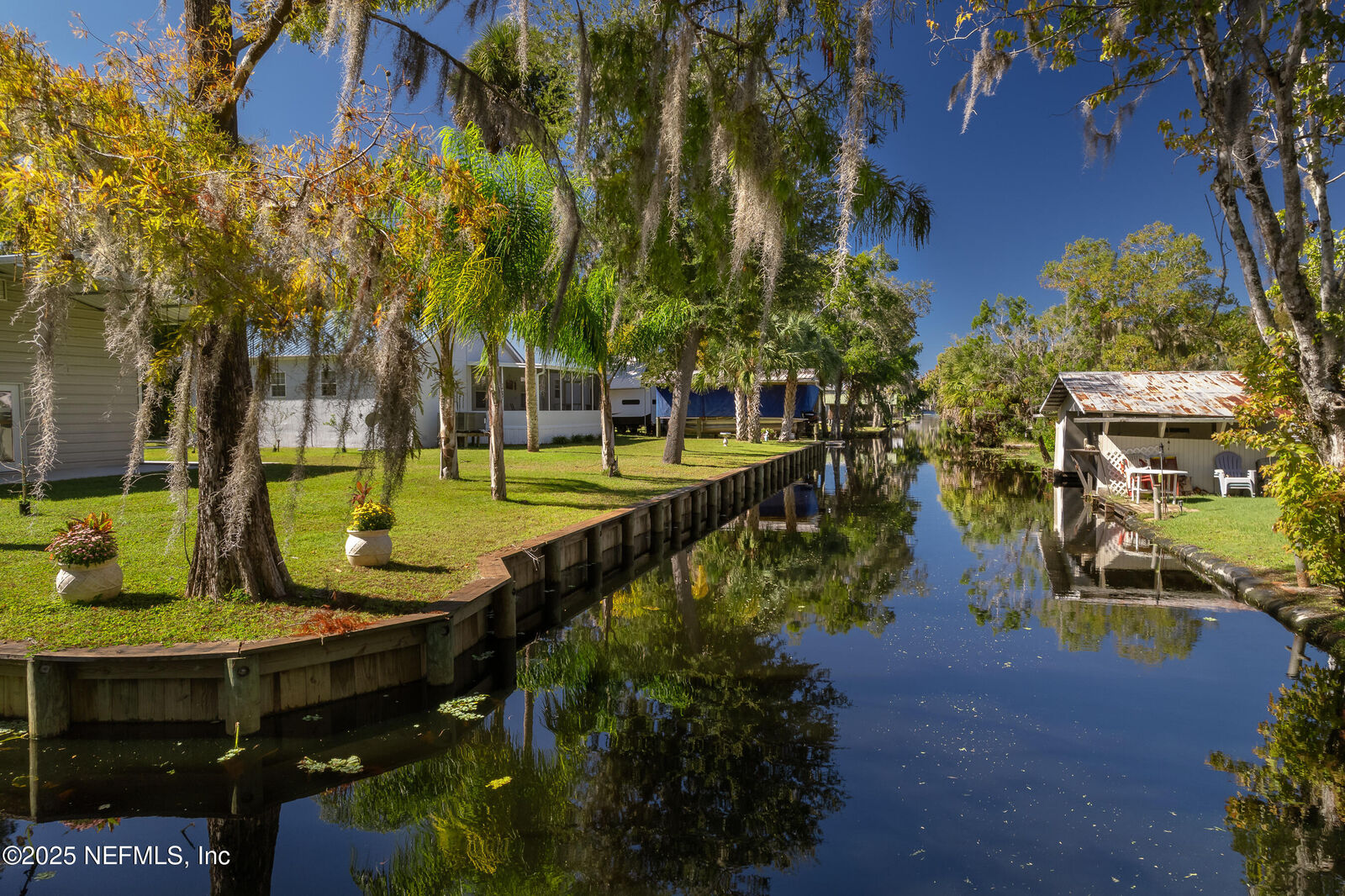 Property Photo:  118 Hicks Avenue  FL 32112 