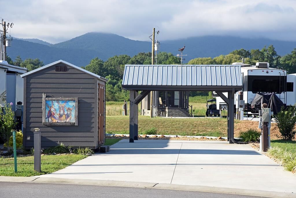 Property Photo:  477 Mountain Creek Road  GA 30512 