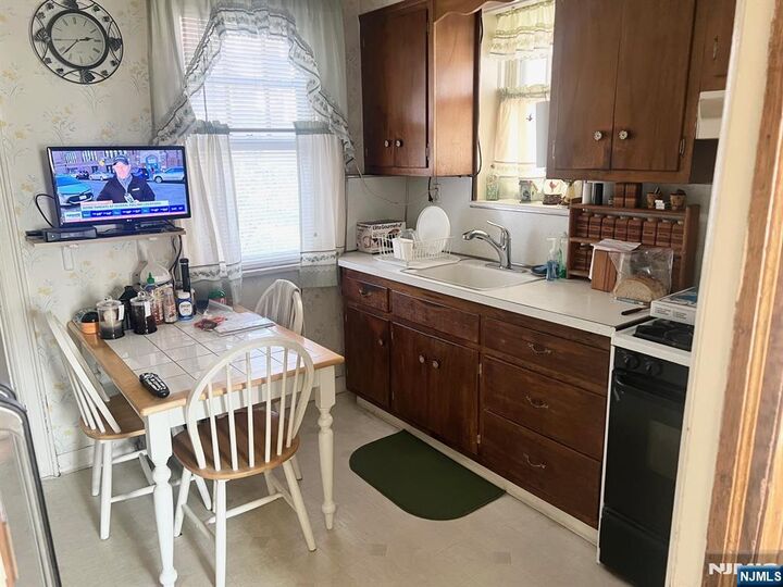 Property Photo: 411 McKinley NJ 07022