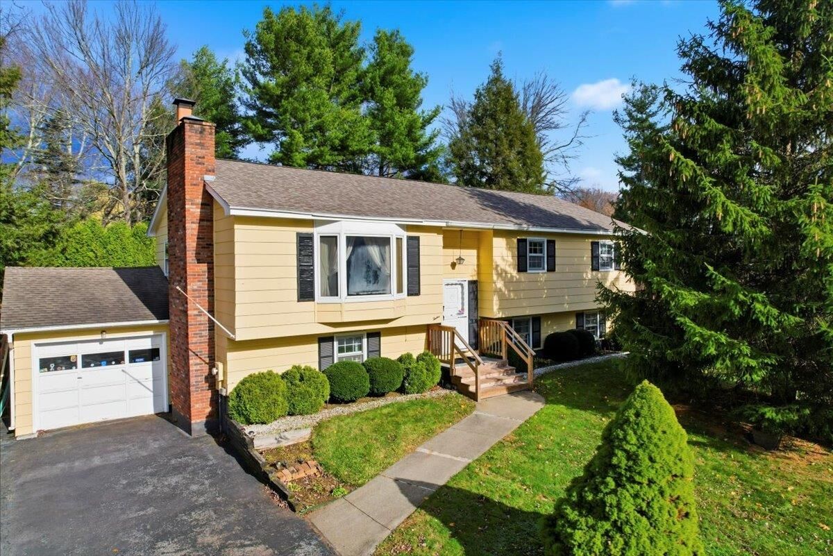 Property Photo: 12 Greenwood Avenue VT 05452