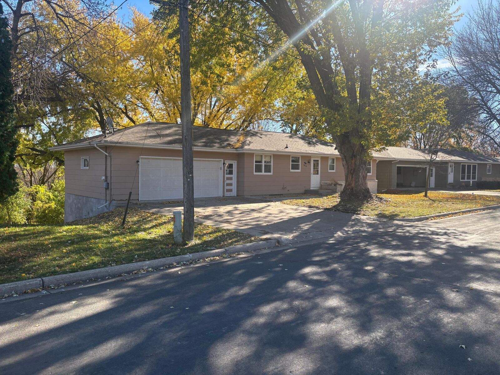 Property Photo:  314 Shady Lane  MN 55397 