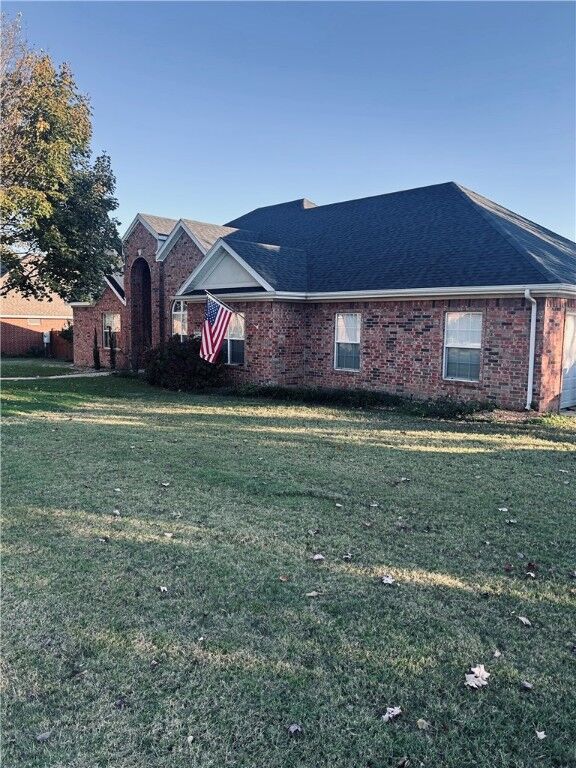 Property Photo: 2605 6th Street AR 72712