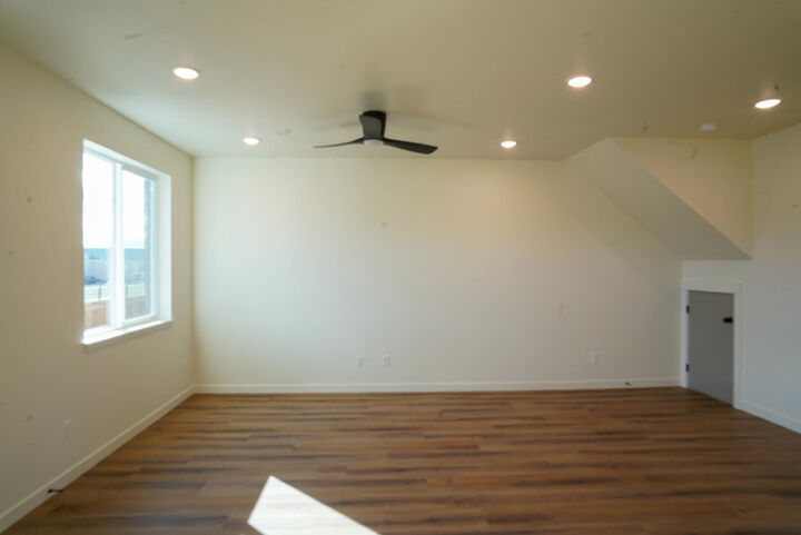 Property Photo:  1501 NE Laughlin Road #14  OR 97754 