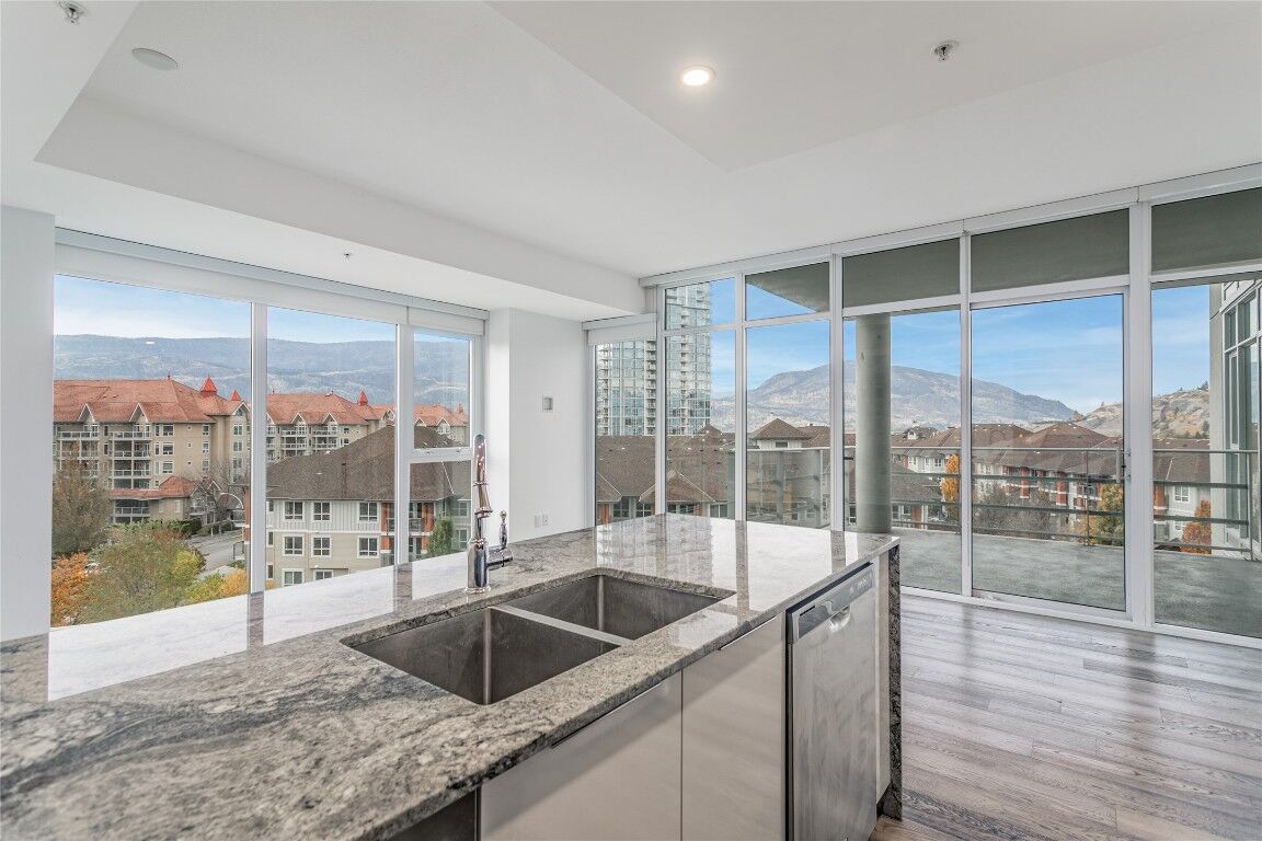 Photo de la propriété: 1151 Sunset Drive 502 BC V1Y 0G2