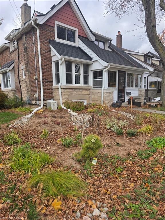 Property Photo: 93 Paradise Road N ON L8S 3S9