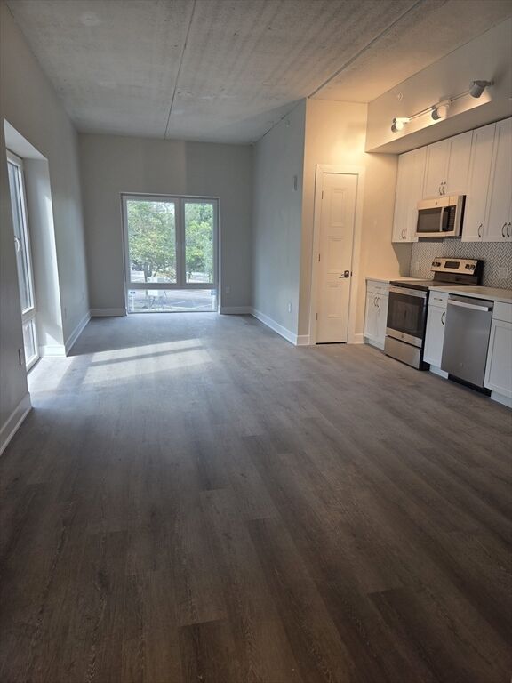 Property Photo:  133 Salem 206  MA 02151 