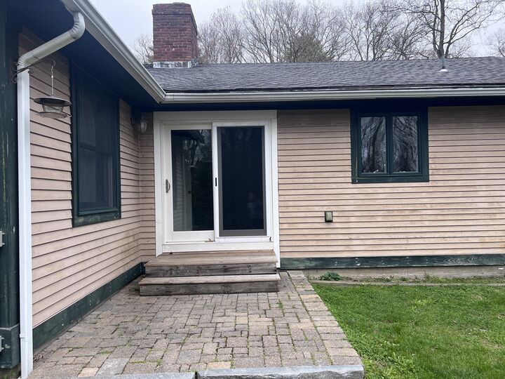 Property Photo:  601 Newburyport Turnpike  MA 01969 